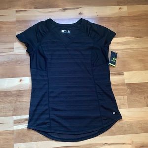 Xersion slim fit athletic shirt